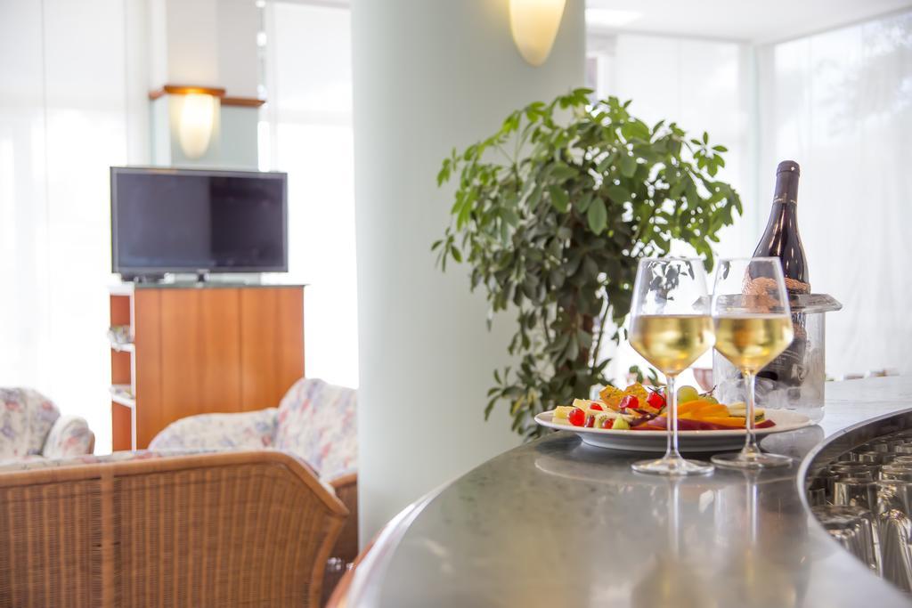 Ciccio Hotel Misano Adriatico Ngoại thất bức ảnh