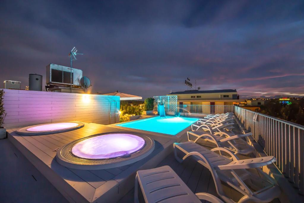 Ciccio Hotel Misano Adriatico Ngoại thất bức ảnh