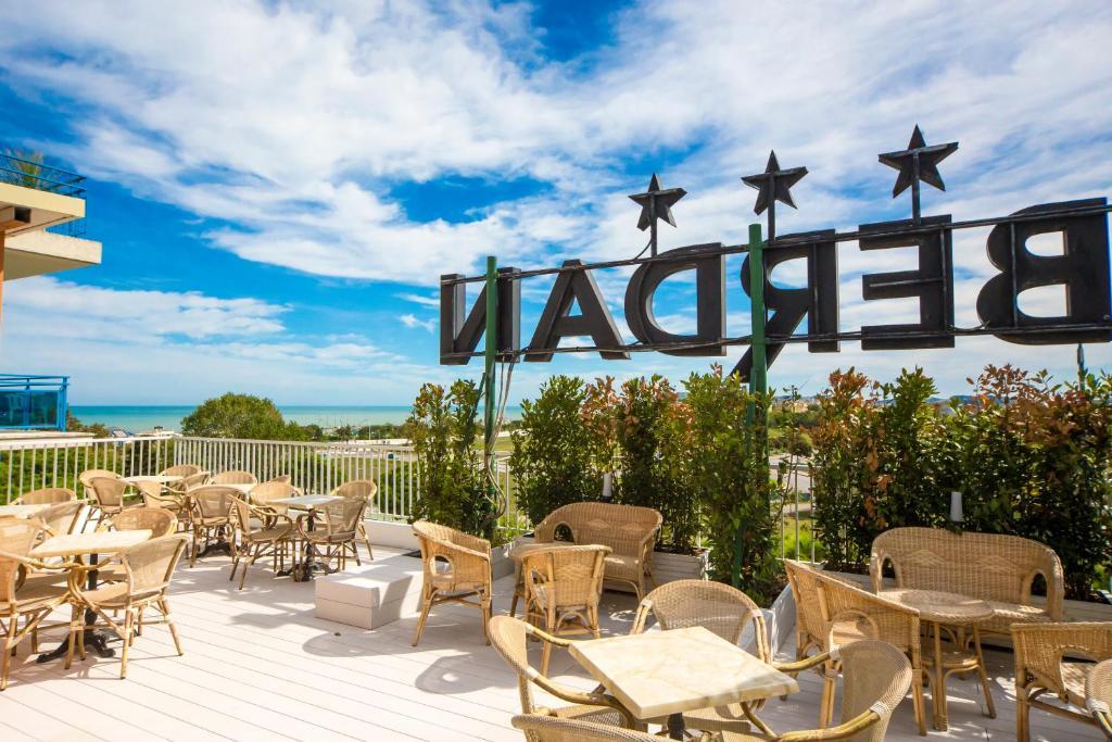 Ciccio Hotel Misano Adriatico Ngoại thất bức ảnh